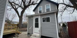 Updated 2BR Home with Reserved Parking – Moline Gallery 1