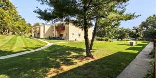 13 Lake Avenue Gallery 1