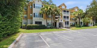 Island Living in a Gated Community | Spacious 2BR Condo on Whitemarsh Island Gallery 1