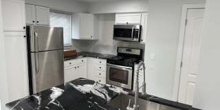 6144 Stornoway Drive South - 1 Gallery 1