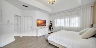 10880 NW 58th Ter Gallery 32