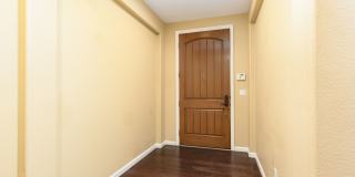 Gorgeous Single Story in a Golf Course Gallery 6