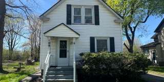 3 Bedroom 1 Bath, Single Family Home, Lyell - Otis Neighborhood! Gallery 1