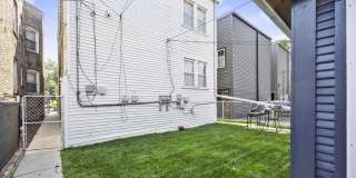 7324 S Maplewood Avenue Gallery 21