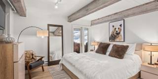 360 Wood Road unit: 113 Gallery 21