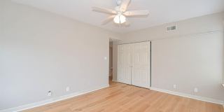 321 Belt Avenue Gallery 24