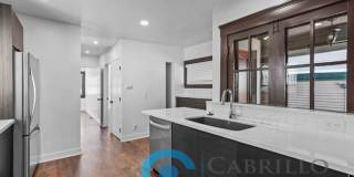 2205-9 Broadway Gallery 12