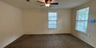 3 Bedroom 1 Bath Cottage Home in Pensacola! Gallery 4