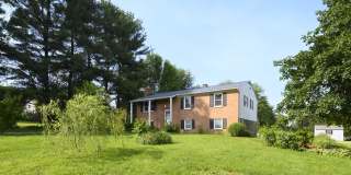 102 Roosevelt Road Gallery 1