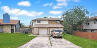 2403 Skylark Cir Gallery 1