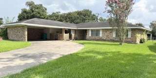 948 Mary Avenue Gallery 1