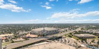 610 E Market St #2915 Gallery 32