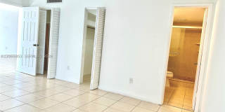 1302 NE 191st St Gallery 21