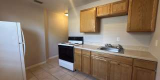 1709 DOT Street Gallery 6