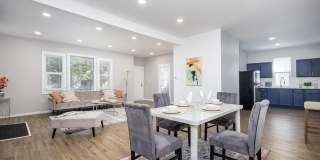 120 Woodland Street Gallery 27