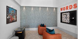 Entrada Paramount Gallery 30