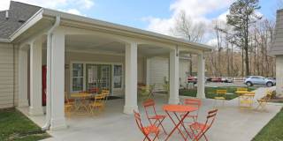 Courtyard Commons Gallery 14
