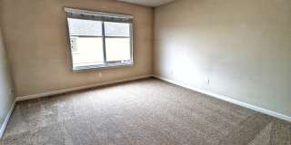 Large Townhome Gallery 25