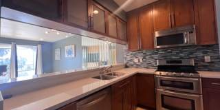 Beautiful two bedroom, two bath Condo In Long Beach Gallery 1
