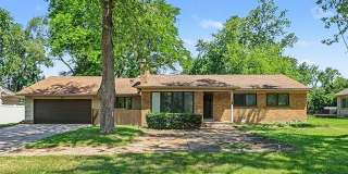 2360 Pineview Gallery 1
