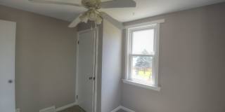 2-Bedroom, 1-Bath Single-Family Home with Integral Garage and Renovated Interior for Rent Gallery 9