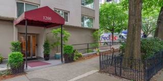 1200 Boylston Avenue - 900 Gallery 17