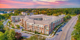 Overture Crabtree Age 55+ Apartment Homes Gallery 30