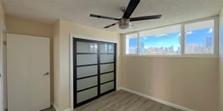 Punahou Heights Gallery 6