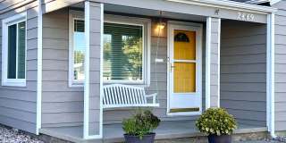 Spacious 4BR House in Edgewater Gallery 4