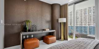 200 Biscayne Boulevard Way Gallery 23