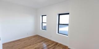 1256 Bay Street Gallery 5
