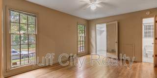 654 Anderson Street Gallery 10