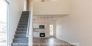Loft Condo with Views & Deck Gallery 5
