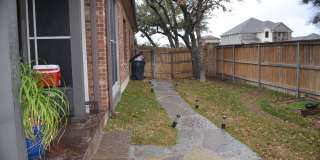 Gorgeous Corner Lot w/ Solar Panels Gallery 25