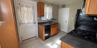 3 Bedroom Home in South Park! 3 Bedroom Home in South Park! Gallery 3