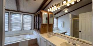 AVAILABLE NOW!! 2 Bed 2 Bath Home in Thousand Palms!! MOVE IN SPECIAL ONE MONTHS FREE RENT! Gallery 19