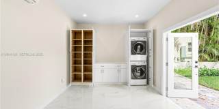 2413 N Greenway Dr Gallery 39