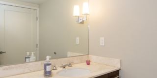 650 Bellevue Way NE Gallery 17