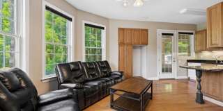 11140 W Road Gallery 50