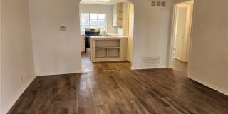 415 W Poplar Street unit: A Gallery 4