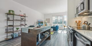 Blvd & Bond Gallery 2