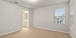 Beautiful 4bd/3.5ba Home! Upstairs Bonus Room & Faces Greenbelt in South Austin! Gallery 24
