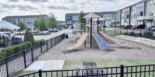 6045 Kayton St Gallery 40