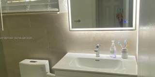 1641 NW 9th St Gallery 9