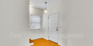 635 E Henry St Gallery 22