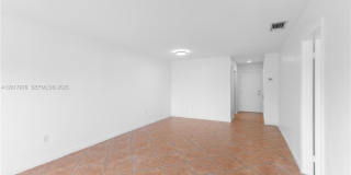 2600 NE 135th St Gallery 6
