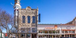 Modera Georgetown Gallery 28