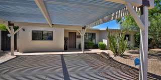 3 Bedroom + den with pool Gallery 5