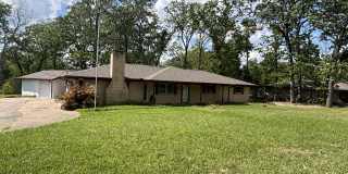 906 Meadow Ln Gallery 1