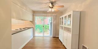 Super Cute 2 Bedroom Condo in Tigard!!! Water, Sewer and Garbage Included!!! Gallery 9